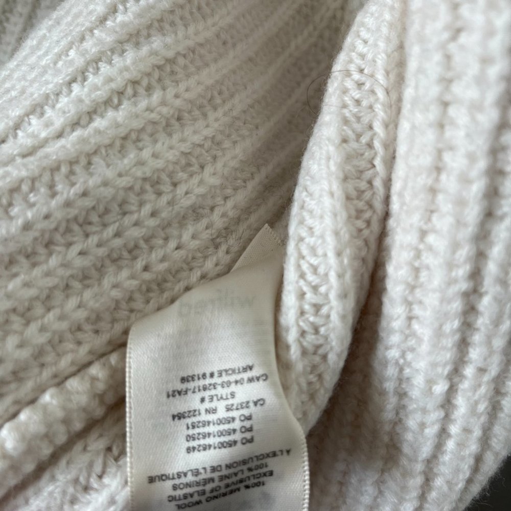 Aritzia Wilfred Nasim Next Door Sweater Cardigan - Picture 5 of 8